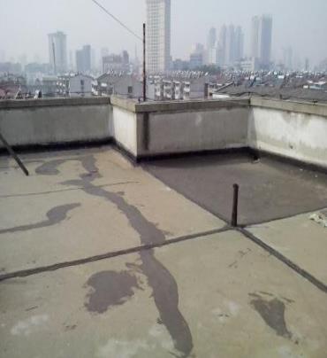 慈利漏水维修 楼顶漏水是什么原因，楼顶漏水维修方法是什么?